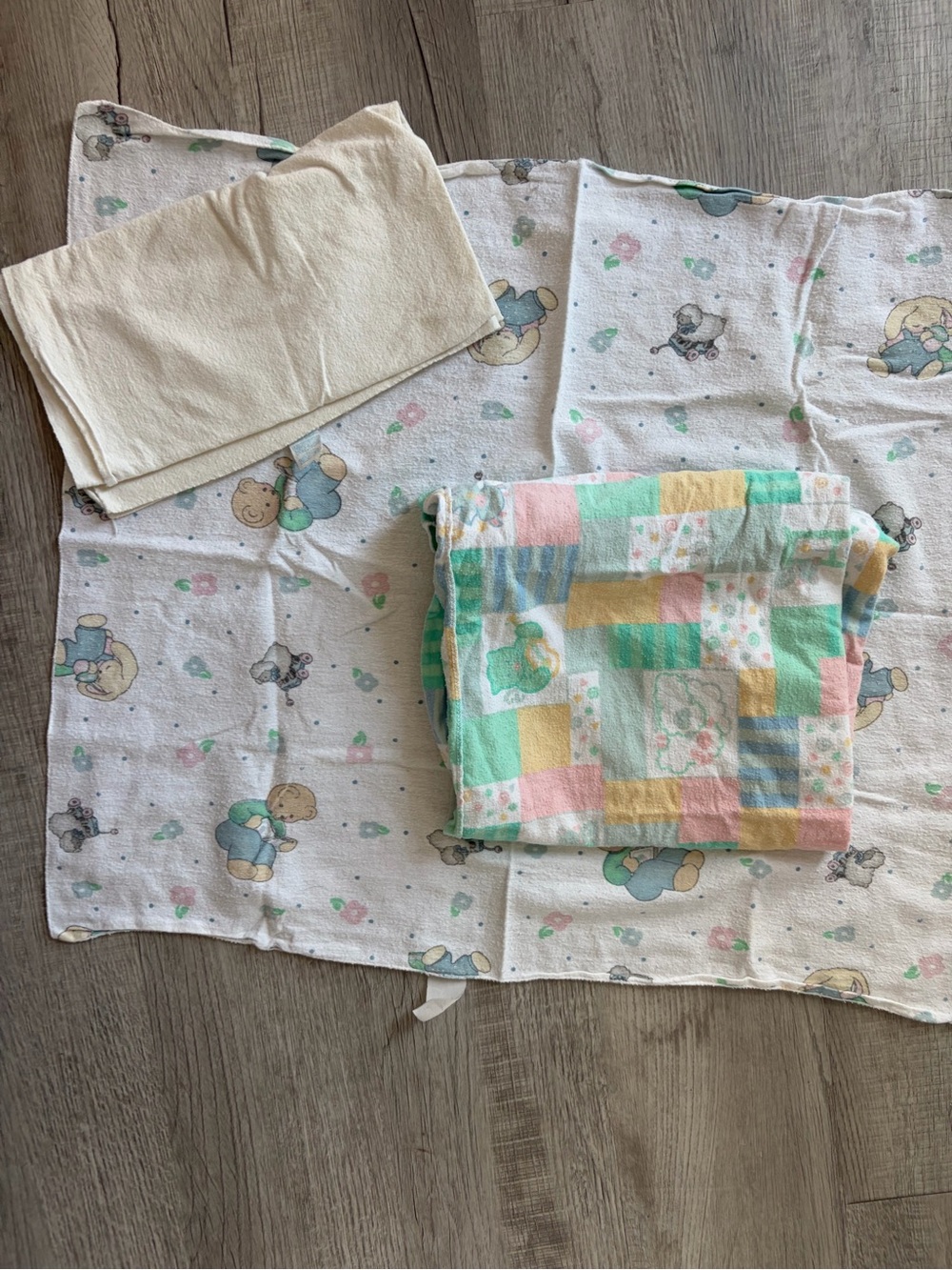 Vintage!! Unbranded Kids Pastel Patchwork & Bear Print Cotton Tops
